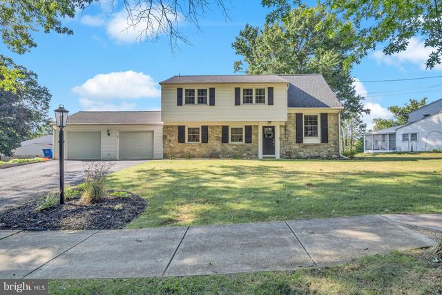 165 OLD FORD DR, Camp Hill, PA 17011