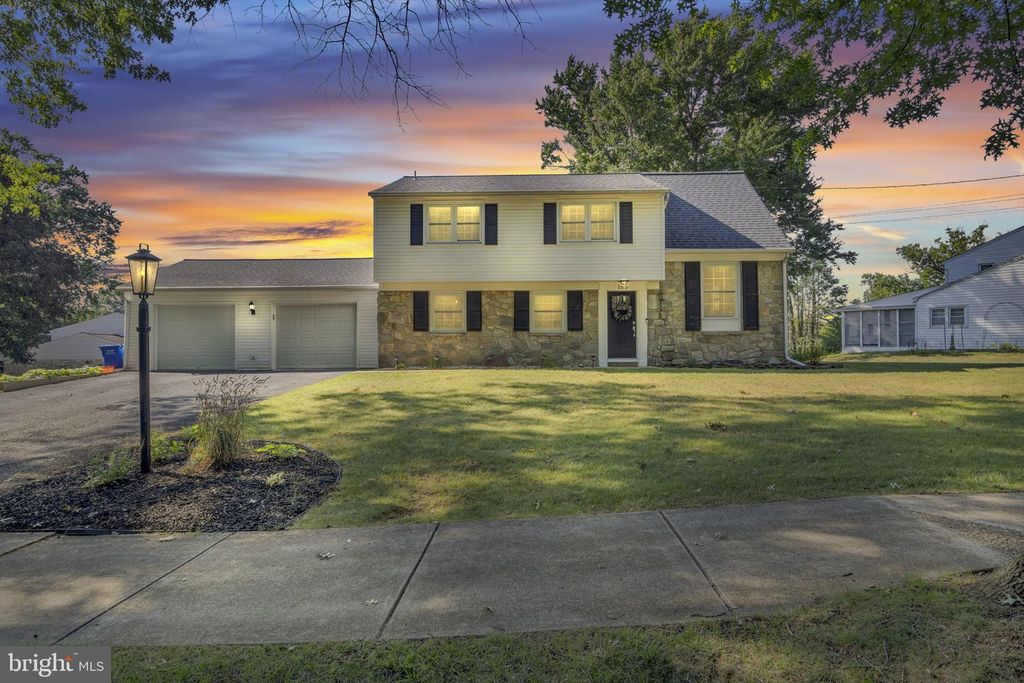 165 OLD FORD DR, Camp Hill, PA 17011