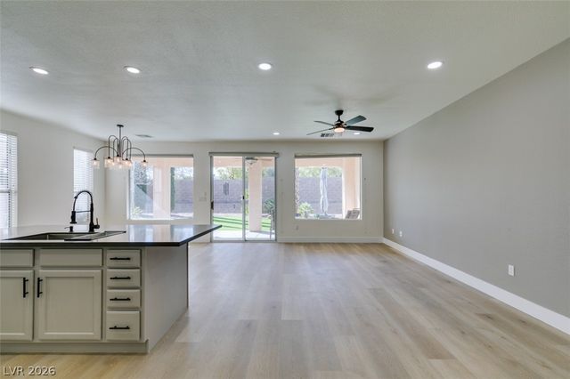 4379 Bella Cascada Street, Las Vegas, NV 89135