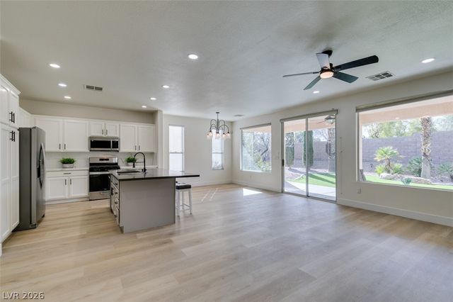 4379 Bella Cascada Street, Las Vegas, NV 89135