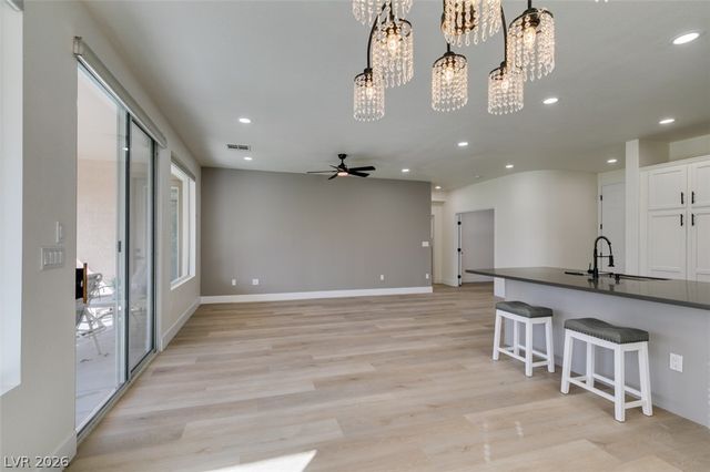 4379 Bella Cascada Street, Las Vegas, NV 89135