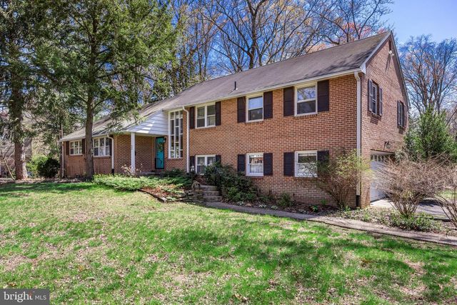 52 WESTBROOK DR, Moorestown, NJ 08057