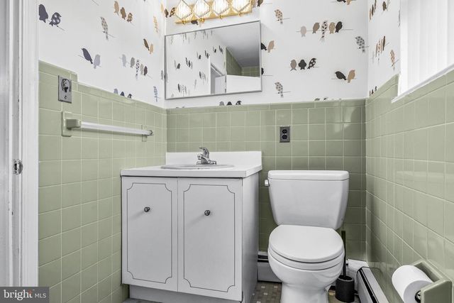 52 WESTBROOK DR, Moorestown, NJ 08057