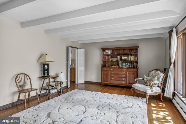 52 WESTBROOK DR, Moorestown, NJ 08057