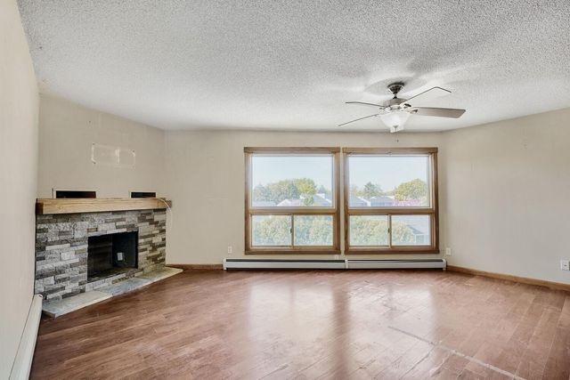 2495 Canabury Drive 334, Little Canada, MN 55117