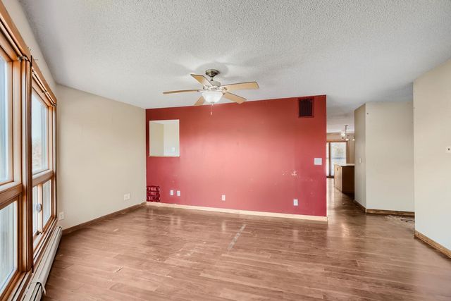 2495 Canabury Drive 334, Little Canada, MN 55117