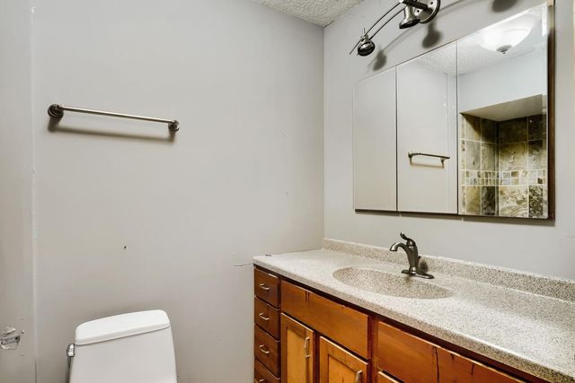 2495 Canabury Drive 334, Little Canada, MN 55117
