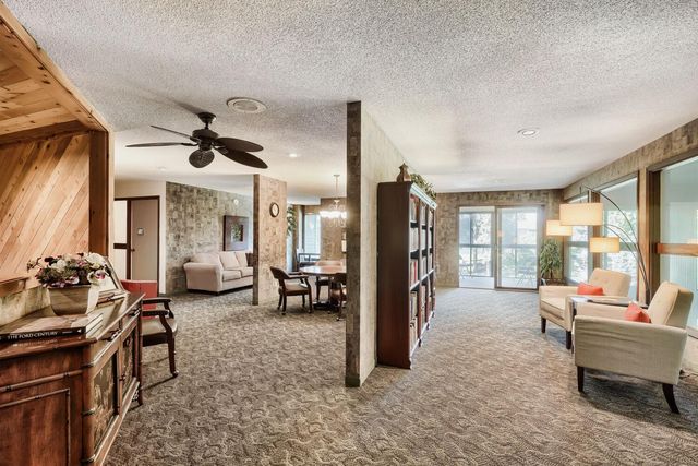 2495 Canabury Drive 334, Little Canada, MN 55117