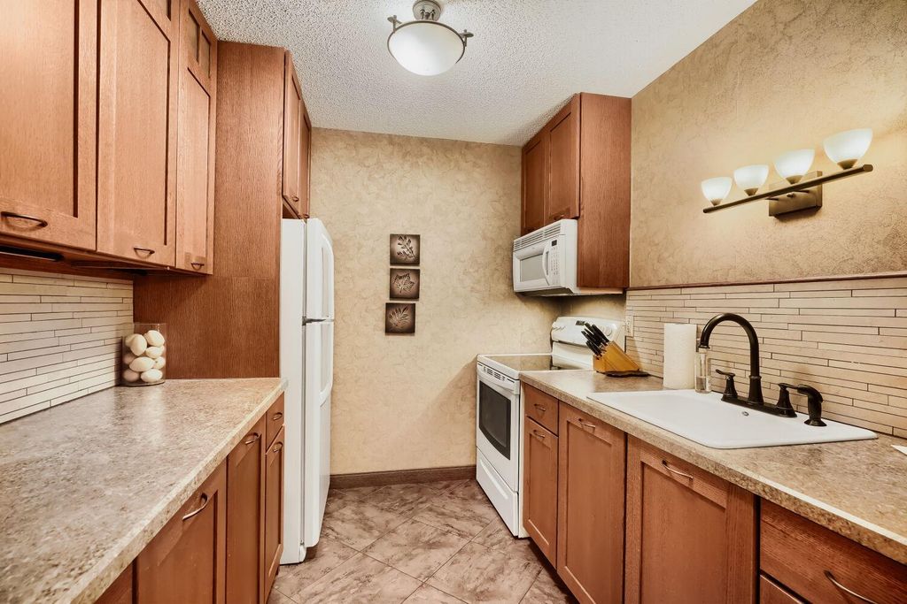 2495 Canabury Drive 334, Little Canada, MN 55117 — photo 5
