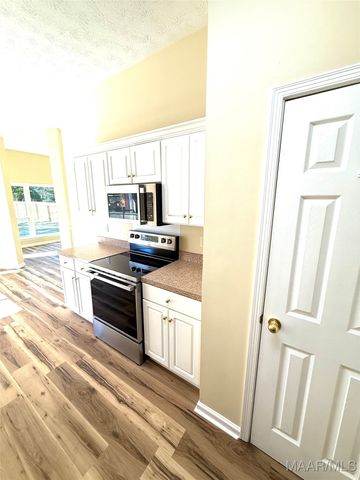 443 RIVER OAKS Drive, Wetumpka, AL 36092