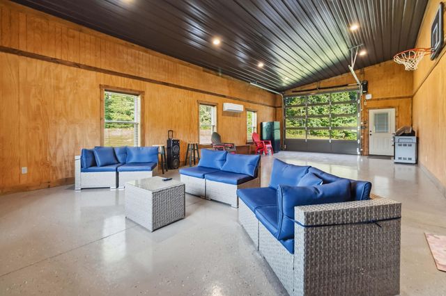 483 Kimber Drive, Nancy, KY 42544