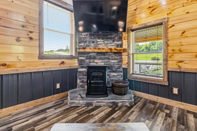 483 Kimber Drive, Nancy, KY 42544