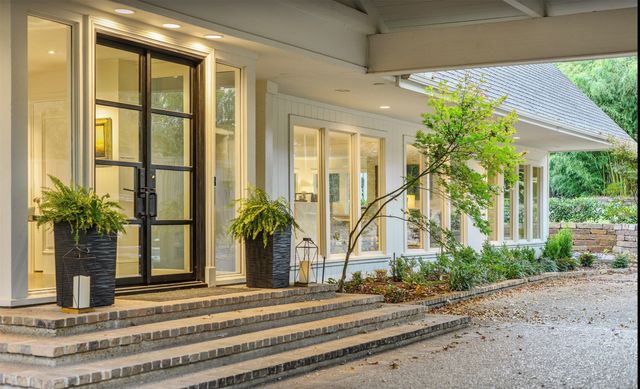 11545 Hillcrest Road, Dallas, TX 75230