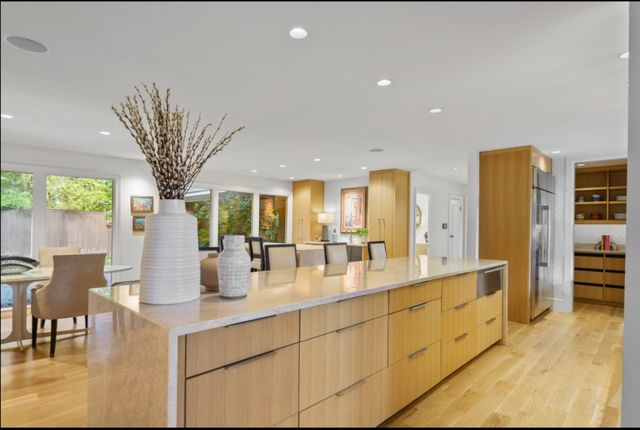 11545 Hillcrest Road, Dallas, TX 75230