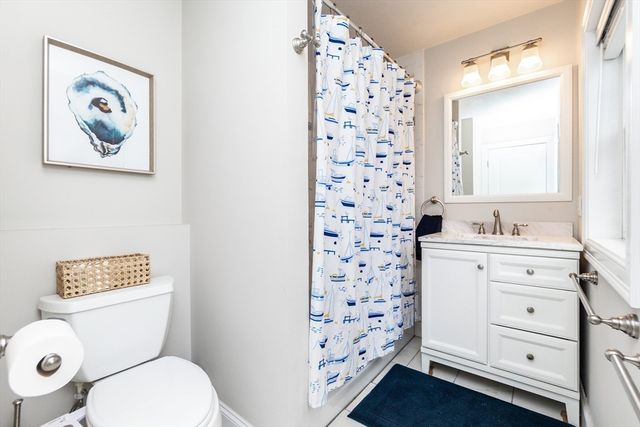 135 Sumner St 1, Quincy, MA 02169