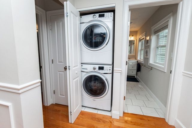 135 Sumner St 1, Quincy, MA 02169