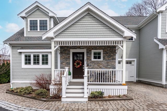 135 Sumner St 1, Quincy, MA 02169