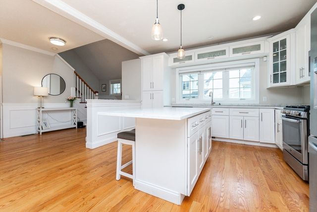 135 Sumner St 1, Quincy, MA 02169