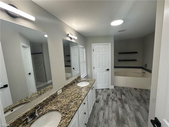 1518 NE 43rd LN, Cape Coral, FL 33909