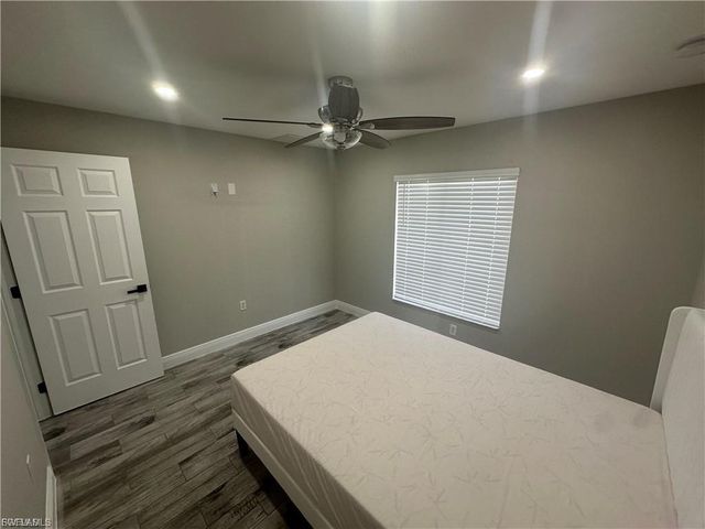 1518 NE 43rd LN, Cape Coral, FL 33909