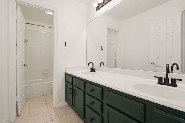 7500 Zurich Drive, Plano, TX 75025