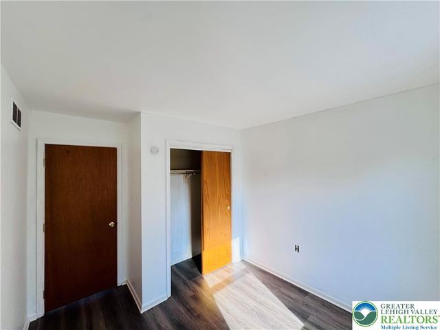 235 Vista Drive, Easton, PA 18042