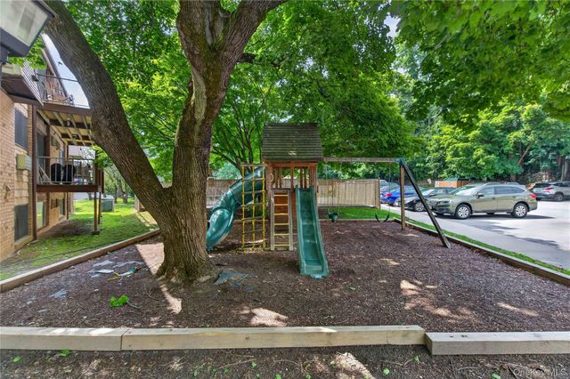20 Pierces Road 30, Newburgh, NY 12550