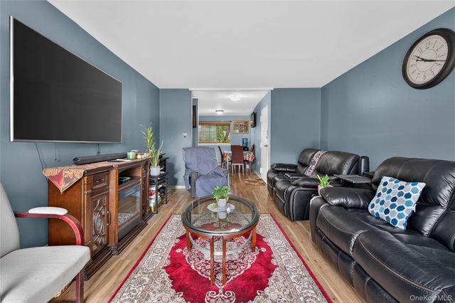 20 Pierces Road 30, Newburgh, NY 12550