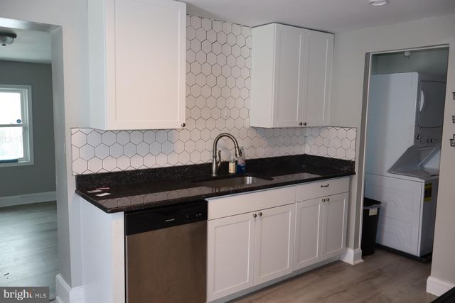 306 ELWOOD PL, New Castle, DE 19720