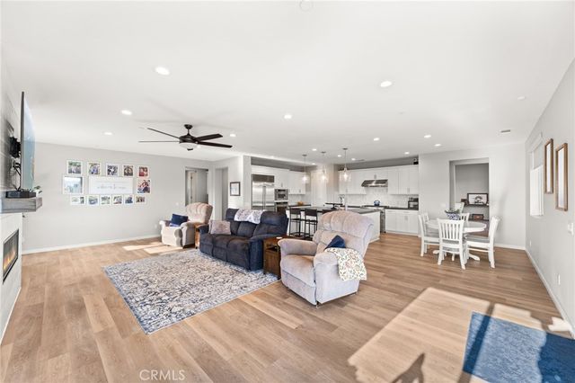 16105 Gallery Heights Drive, Riverside, CA 92504
