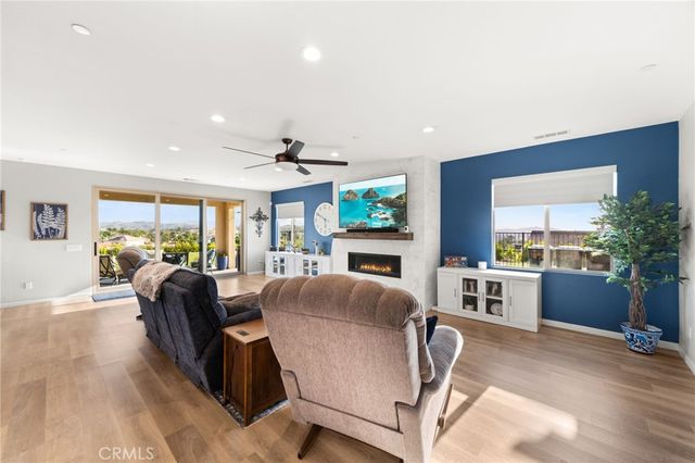 16105 Gallery Heights Drive, Riverside, CA 92504