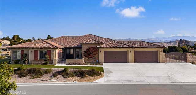 16105 Gallery Heights Drive, Riverside, CA 92504
