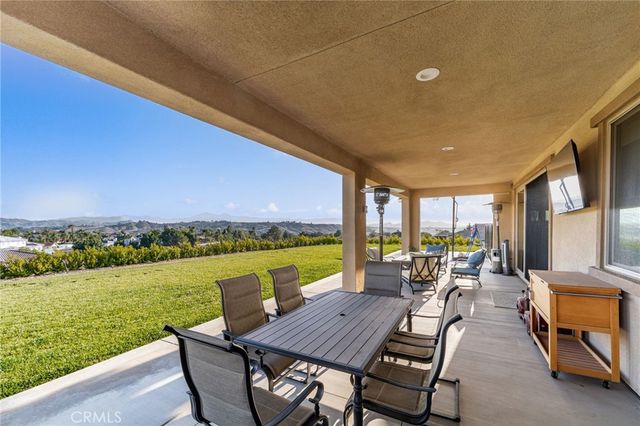 16105 Gallery Heights Drive, Riverside, CA 92504