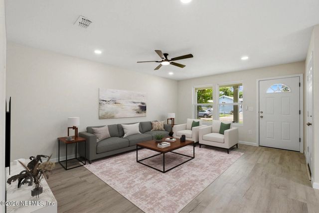1538 MT HERMAN Street, Jacksonville, FL 32209