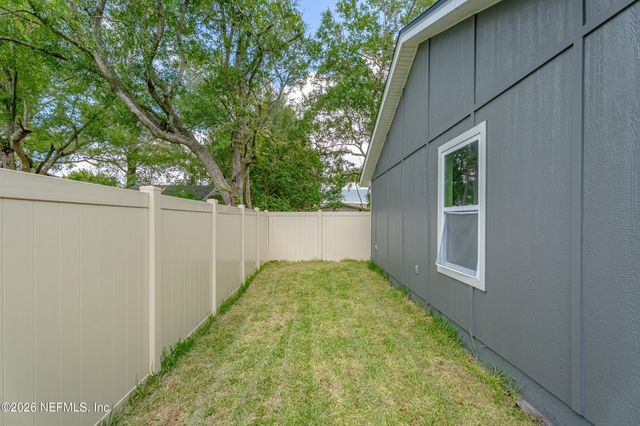 1538 MT HERMAN Street, Jacksonville, FL 32209