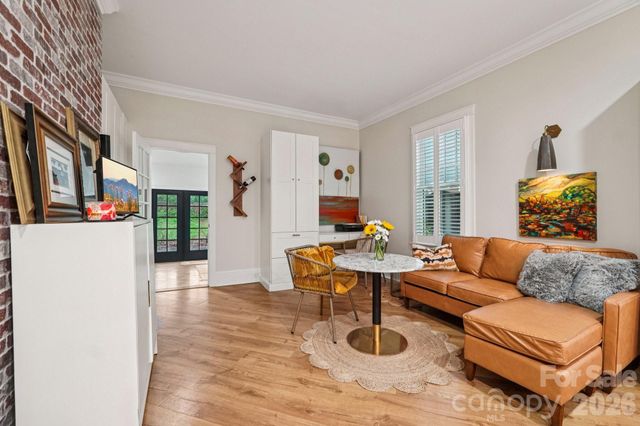 226 W Park Avenue, Charlotte, NC 28203