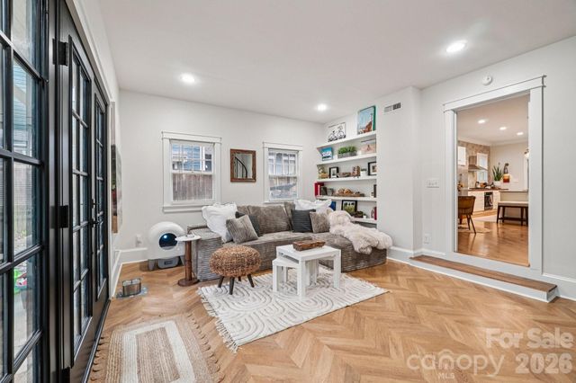 226 W Park Avenue, Charlotte, NC 28203