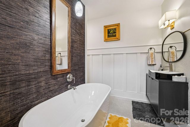 226 W Park Avenue, Charlotte, NC 28203