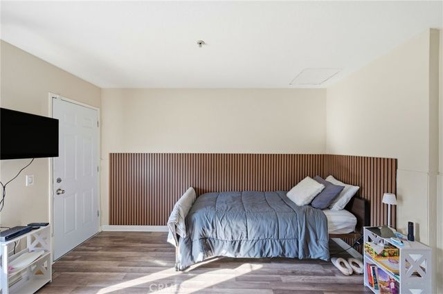 27828 Parkvale, Saugus, CA 91350