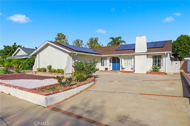 27828 Parkvale, Saugus, CA 91350