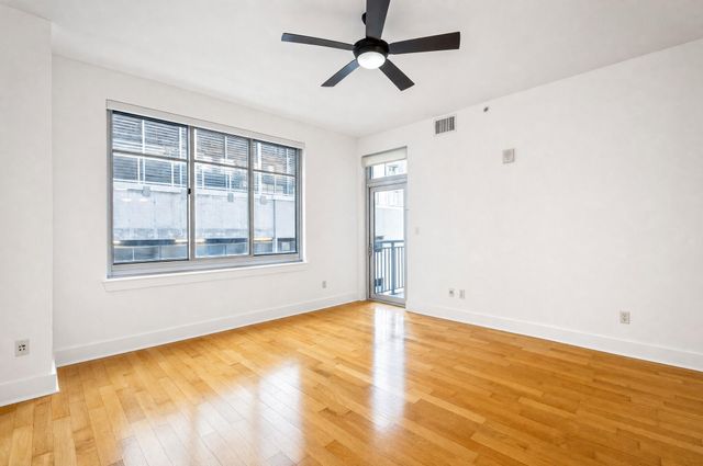 603 Davis ST 1207, Austin, TX 78701
