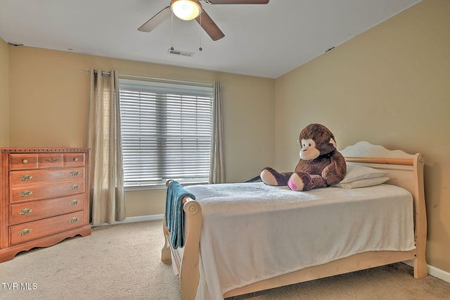 931 Walkers Bend Road, Johnson City, TN 37615