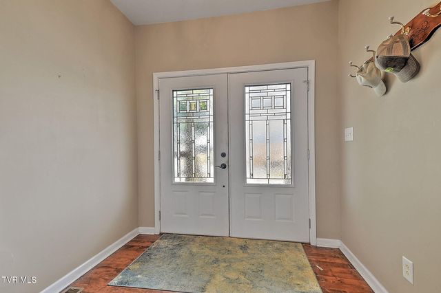 931 Walkers Bend Road, Johnson City, TN 37615