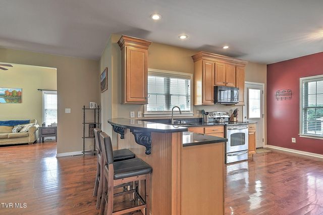 931 Walkers Bend Road, Johnson City, TN 37615