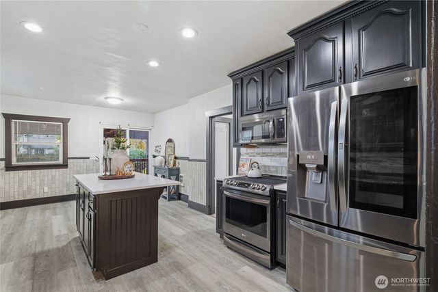 9712 Golden Given Road E, Tacoma, WA 98445