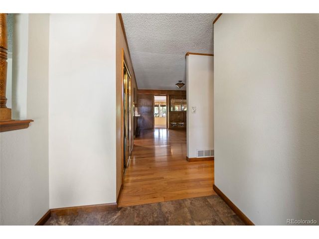 10152 W 70th Dr, Arvada, CO 80004