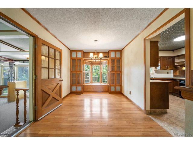10152 W 70th Dr, Arvada, CO 80004