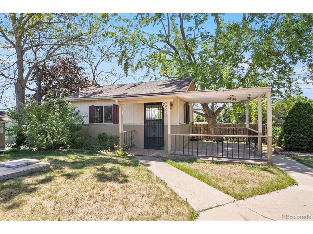 10152 W 70th Dr, Arvada, CO 80004