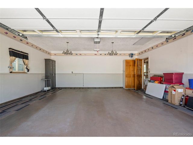 10152 W 70th Dr, Arvada, CO 80004