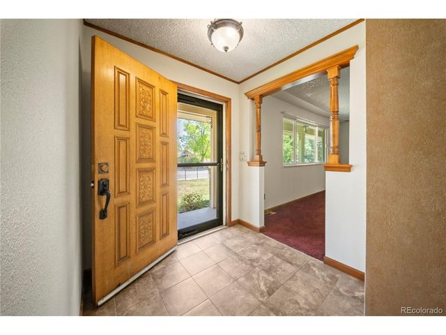 10152 W 70th Dr, Arvada, CO 80004